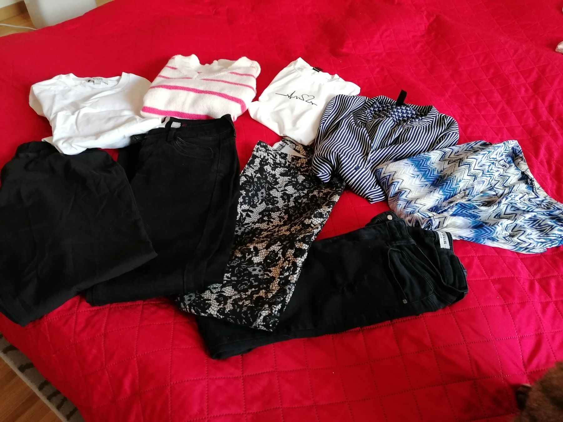 Lotti di vestiti: Damen Kleiderpaket, Grösse XS/S – Usato da Bassersdorf venduto da maga1g