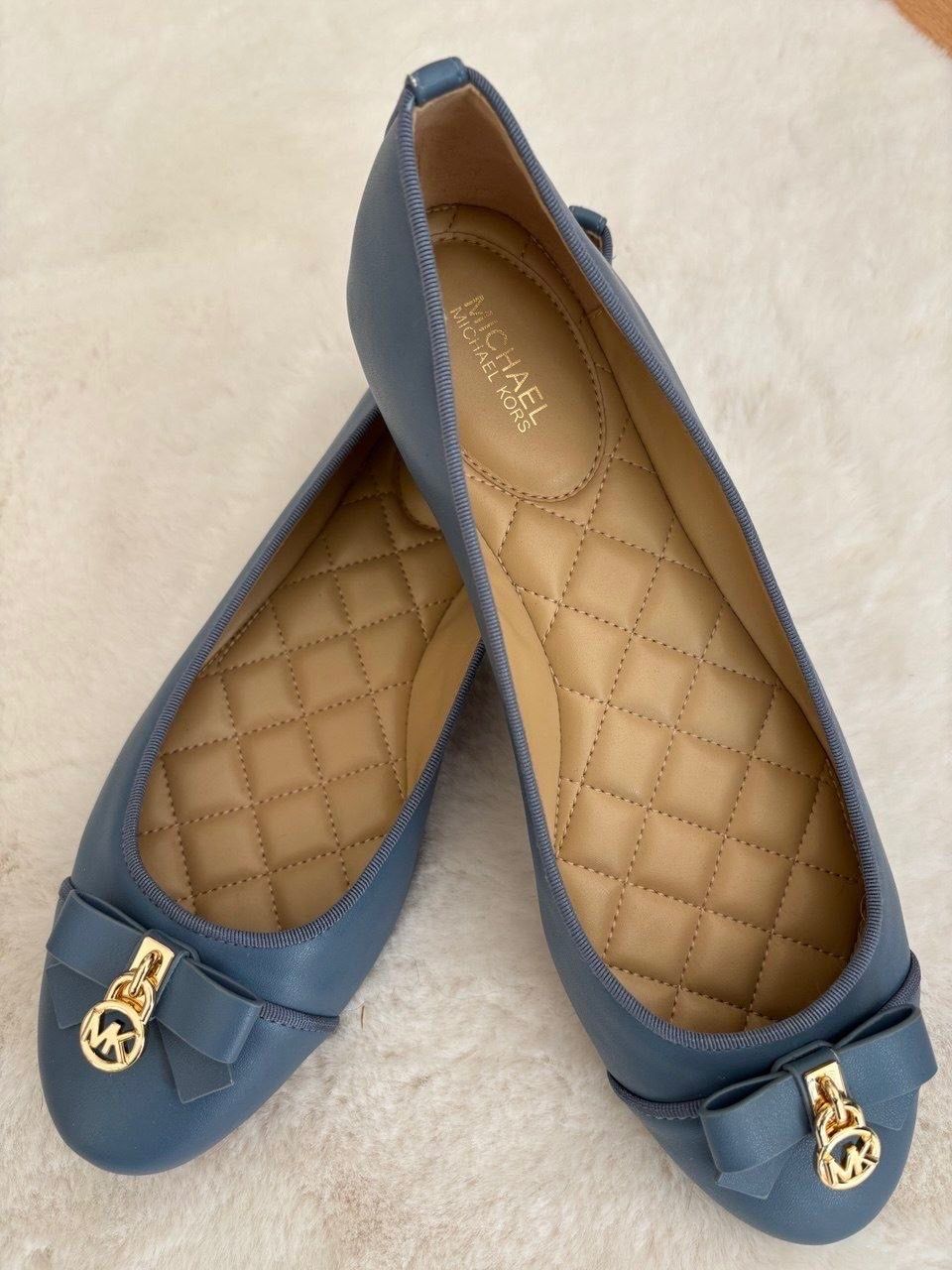 Michael Kors Scarpe da donna: Michael Kors – Nuovo e nell'imballaggio originale da Bern venduto da ViksiBash