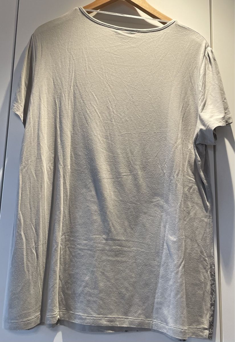 T-shirts: T Shirt grau 46 – D'occasion à Oberwil BL par moneymaker1 1