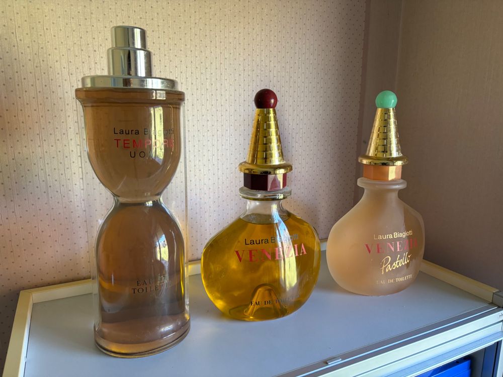 Grosse Parfum Deko Flaschen