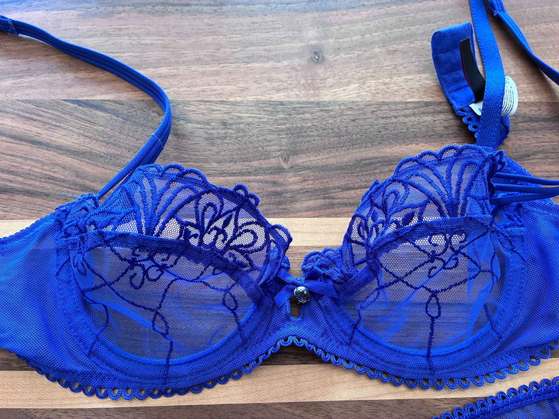 Passionata Altra biancheria intima: Blaues Spitzen- BH-Set Balconnet Slip Tanga – Nuovo (secondo la descrizione) da Alpnach Dorf venduto da marvo 4