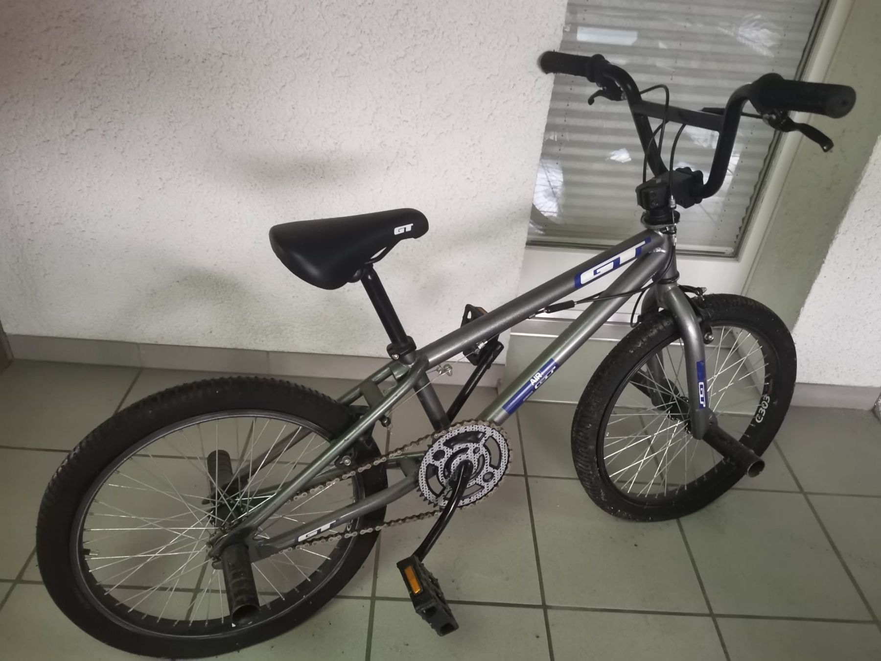 GT Vélos: GT BMX Bike – D'occasion à Jona par Manu1893 1