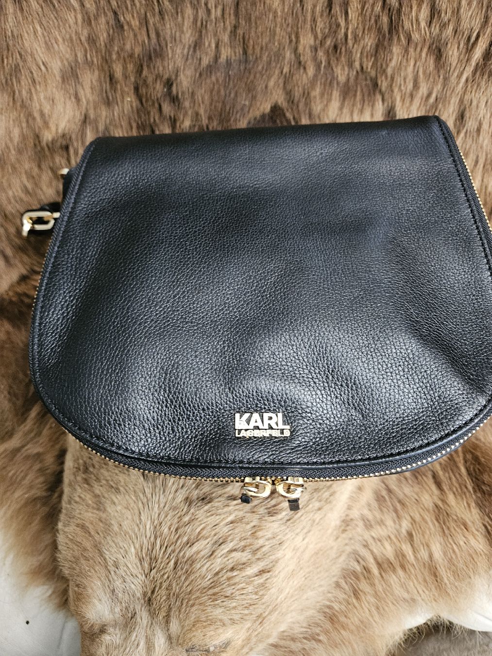 Karl Lagerfeld Sacs femmes: Karl Lagerfeld Tasche – D'occasion à Aesch ZH par sam_92dd 2