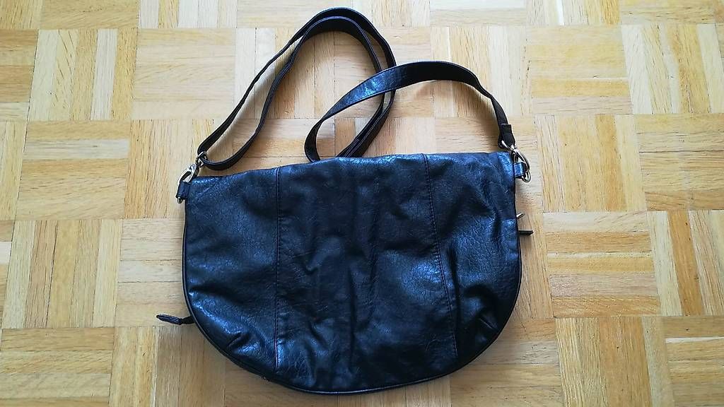 Borse da donna: Sac carpisa noir - extensible – Usato da Thônex venduto da dcas-1226 2