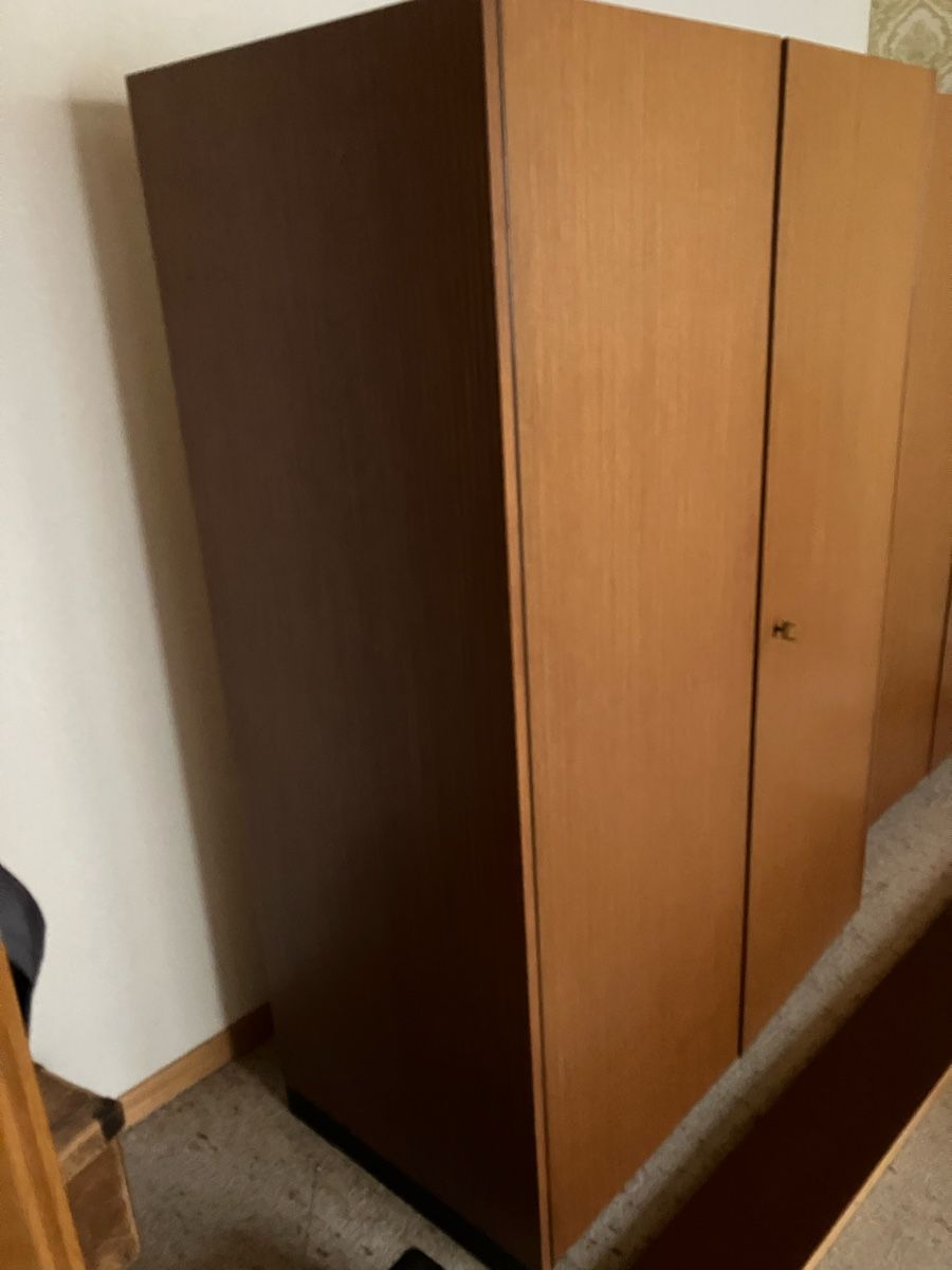 Schränke: Kleiderschrank aus 1965 – Gebraucht aus Willisau von son_lq7g 4