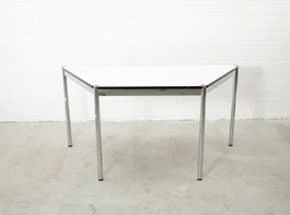 USM Haller Trapeztisch A / Tisch 150 x 80 cm