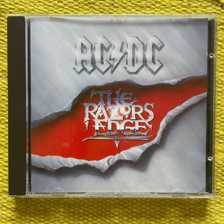 AC DC-THE RAZORS EDGE (Gebraucht) in Rorschacherberg für CHF 3.9 – mit ...