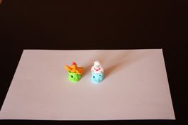 Figuren Schaf Huhn bunt