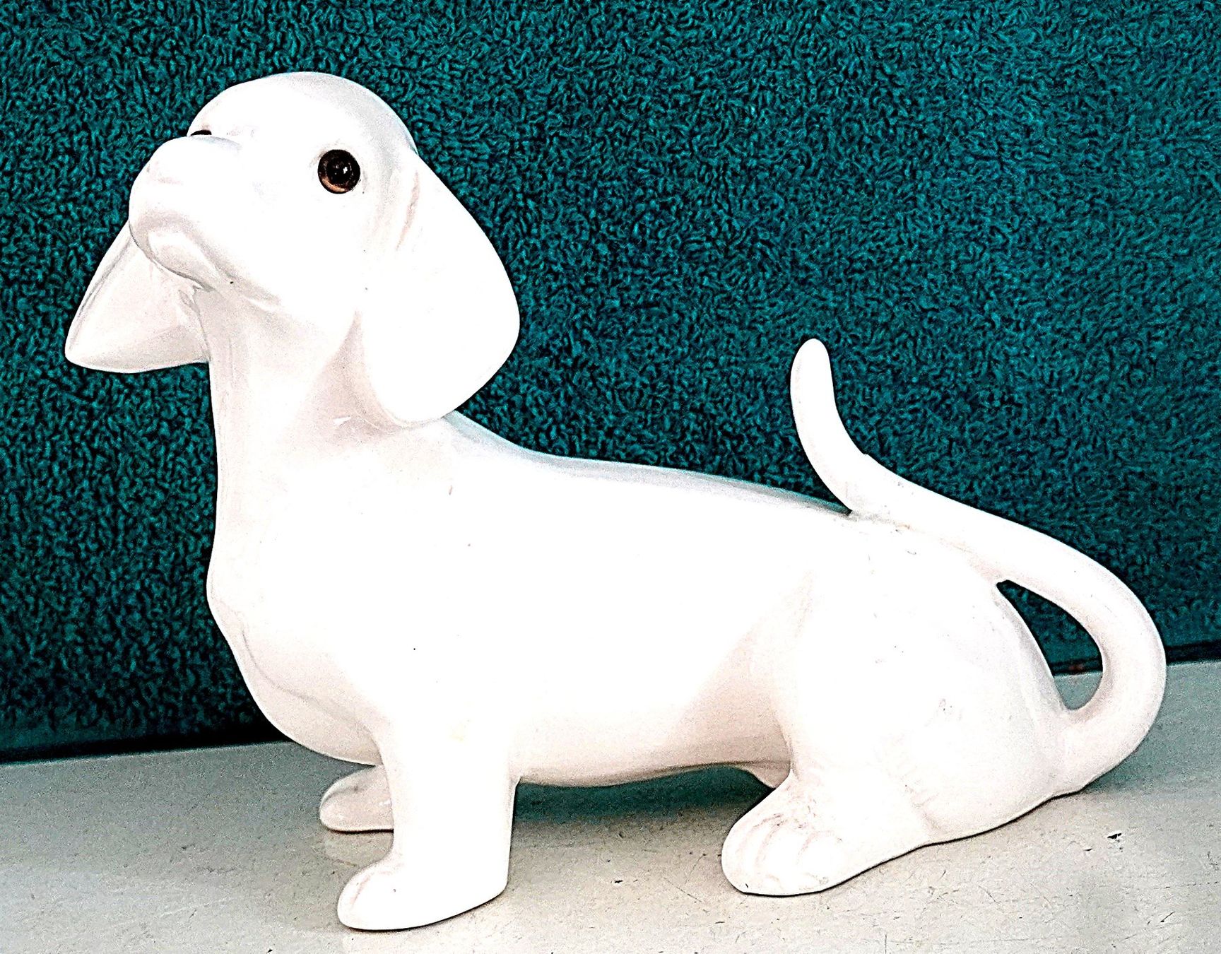 Figurines: Weisser Dacke mit Perlen Augen Steingut – D'occasion à Baar par 2cvbaar