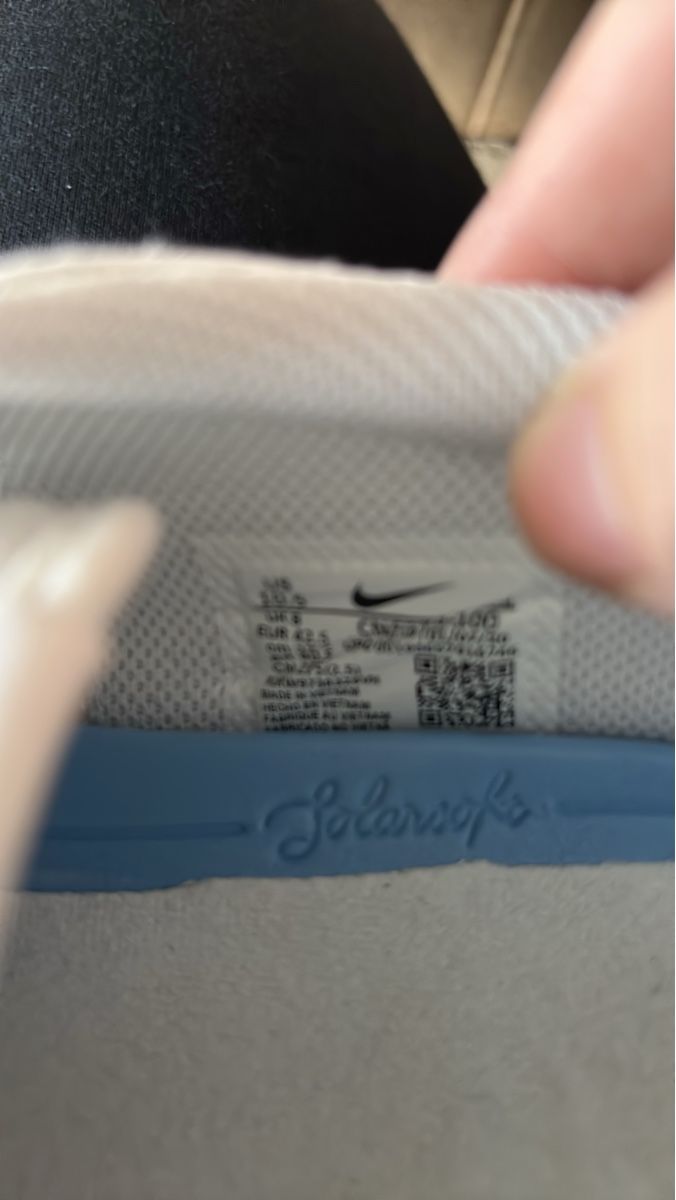 Nike Scarpe da uomo: Nike Sneaker Gr. 42.5 - Top Zustand - Herbst Schnäppchen – Usato da Kriens venduto da mir_v8ww