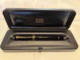 Parker Duofold Füller, Schwarz, Gold, Top Zustand!