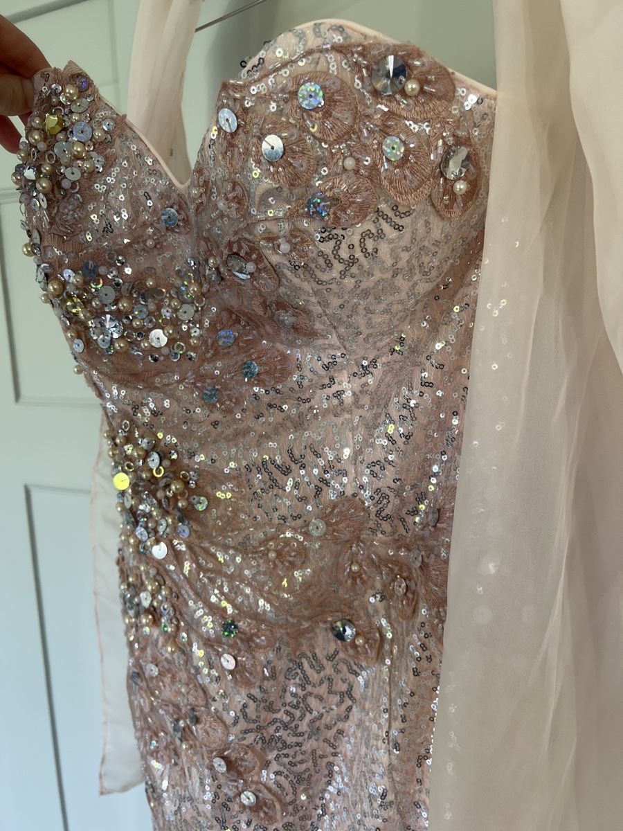 Vestiti: Glitzerndes Abendkleid mit Stola, Grösse 36-38 – Usato da Zürich venduto da dr.s 2