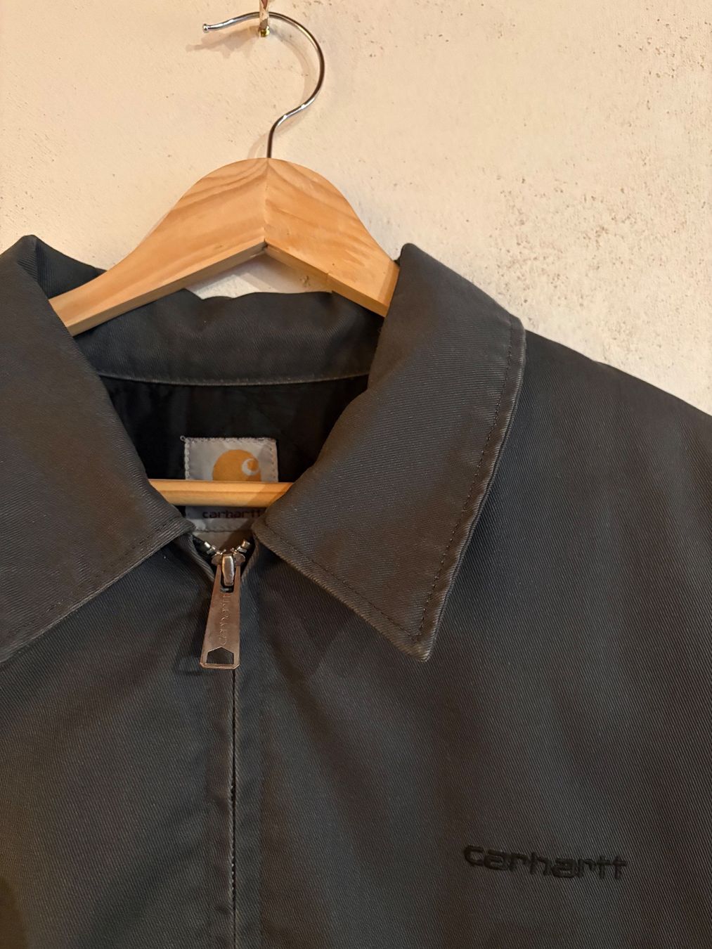 Carhartt Giacche: Carhartt WIP Module Script Jacket L - Top Zustand - Unisex – Usato da Cugy FR venduto da K78
