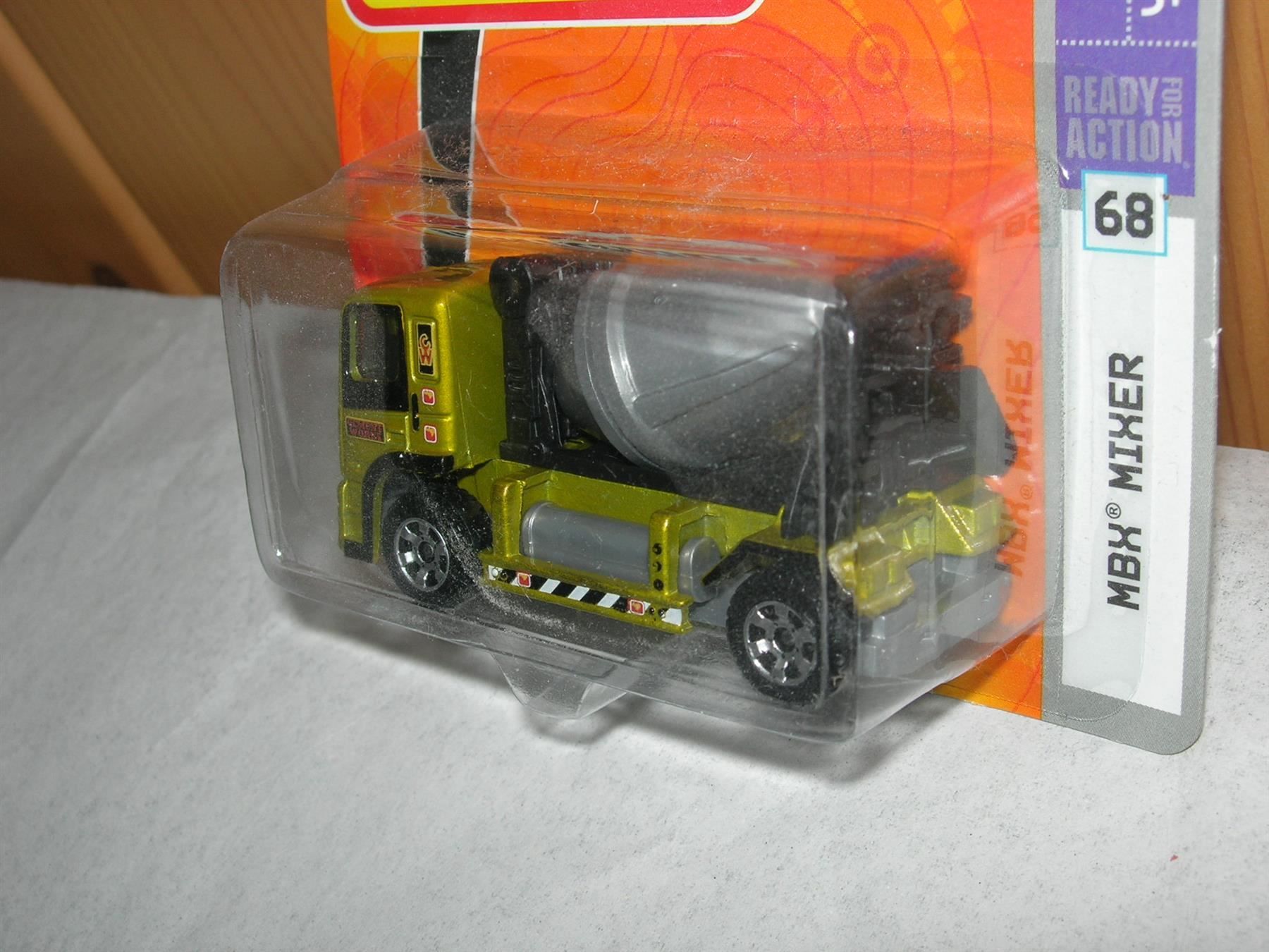 Matchbox Modellini d'auto: MBX  Mixer  °  Matchbox 1:64 – Nuovo e nell'imballaggio originale da Hornussen venduto da Corvette- 1