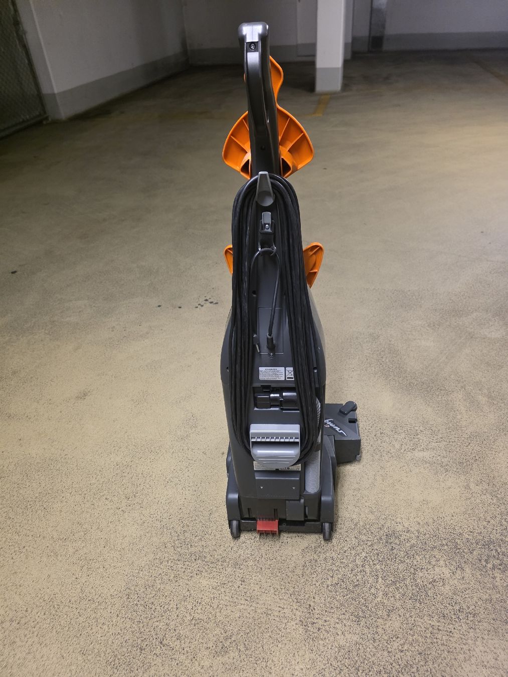 Tutte le macchine: TASKI SWINGO 15# CLEANFIX WETROK NILFISK KÄRCHER – Usato da Zürich venduto da 5183840711 3