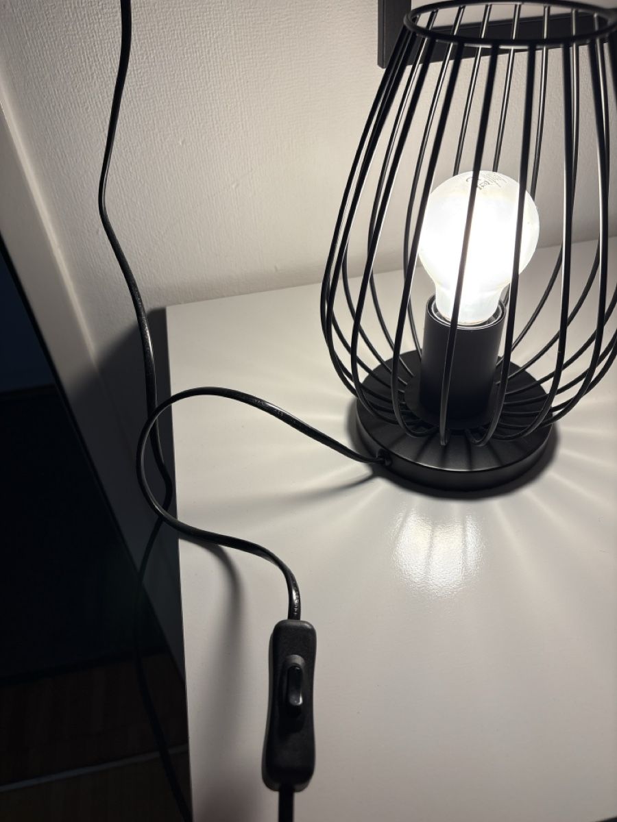 Lampen: Nachttischlampe – Gebraucht aus Herisau von sen_8w8b 1