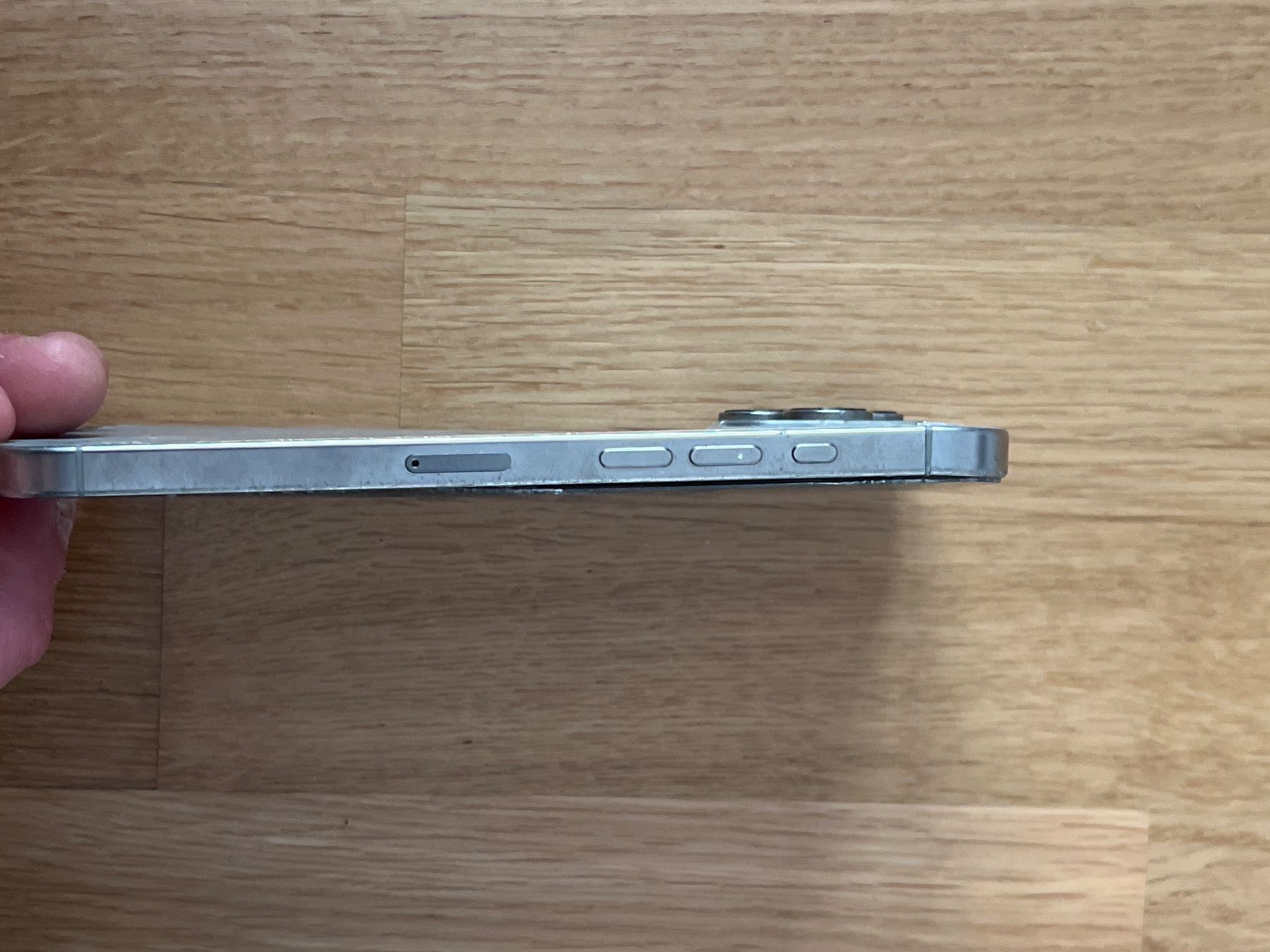 Apple Telefoni cellulari / Smartphones: iPhone 16 Pro Max - Defekt - Für Bastler oder als Ersatzteil – Difettoso da Meisterschwanden venduto da Lucaelloco 2