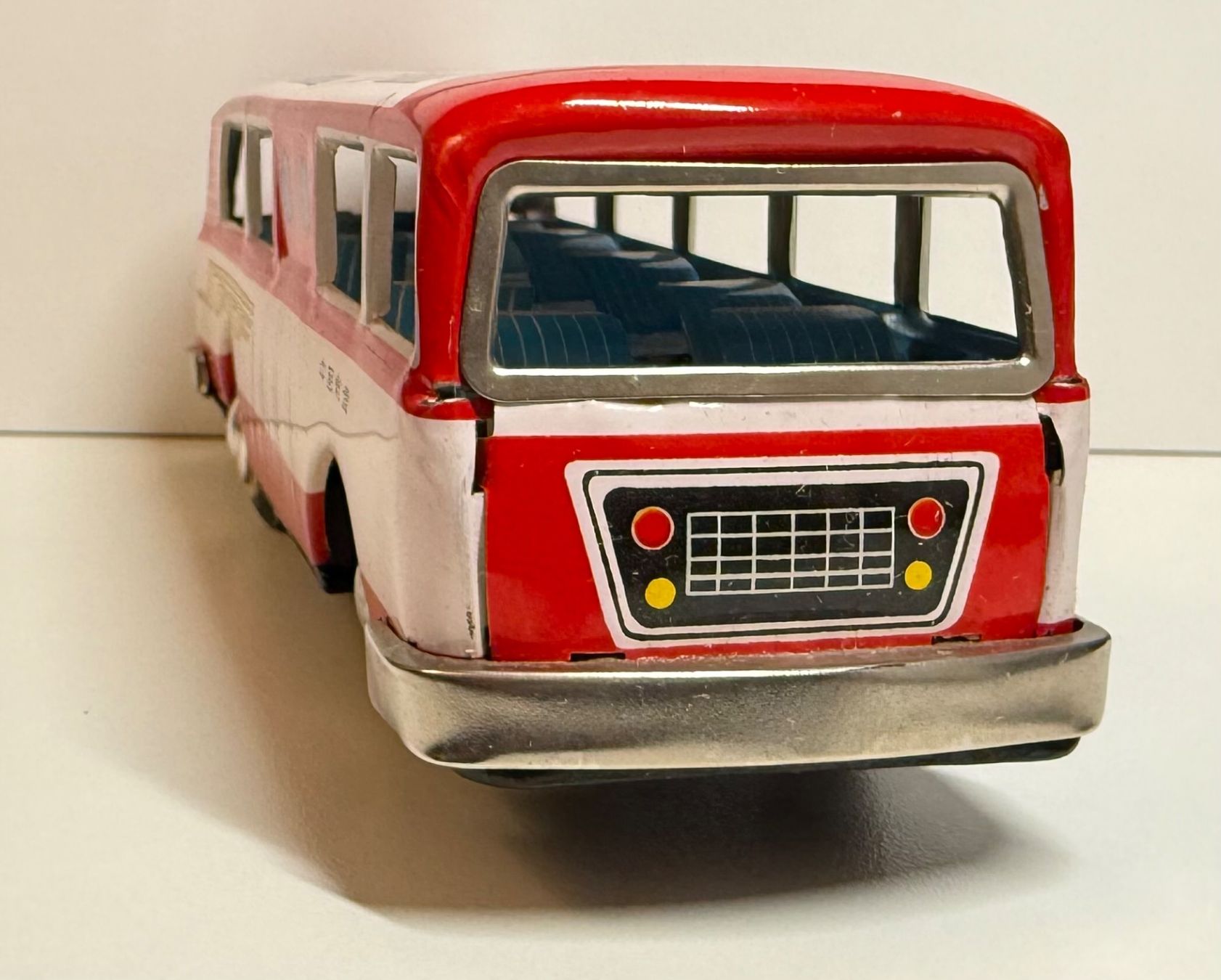 Modellini d'auto: Car en tôle lithographiée de SFTF – Usato da Denges venduto da peumens 1