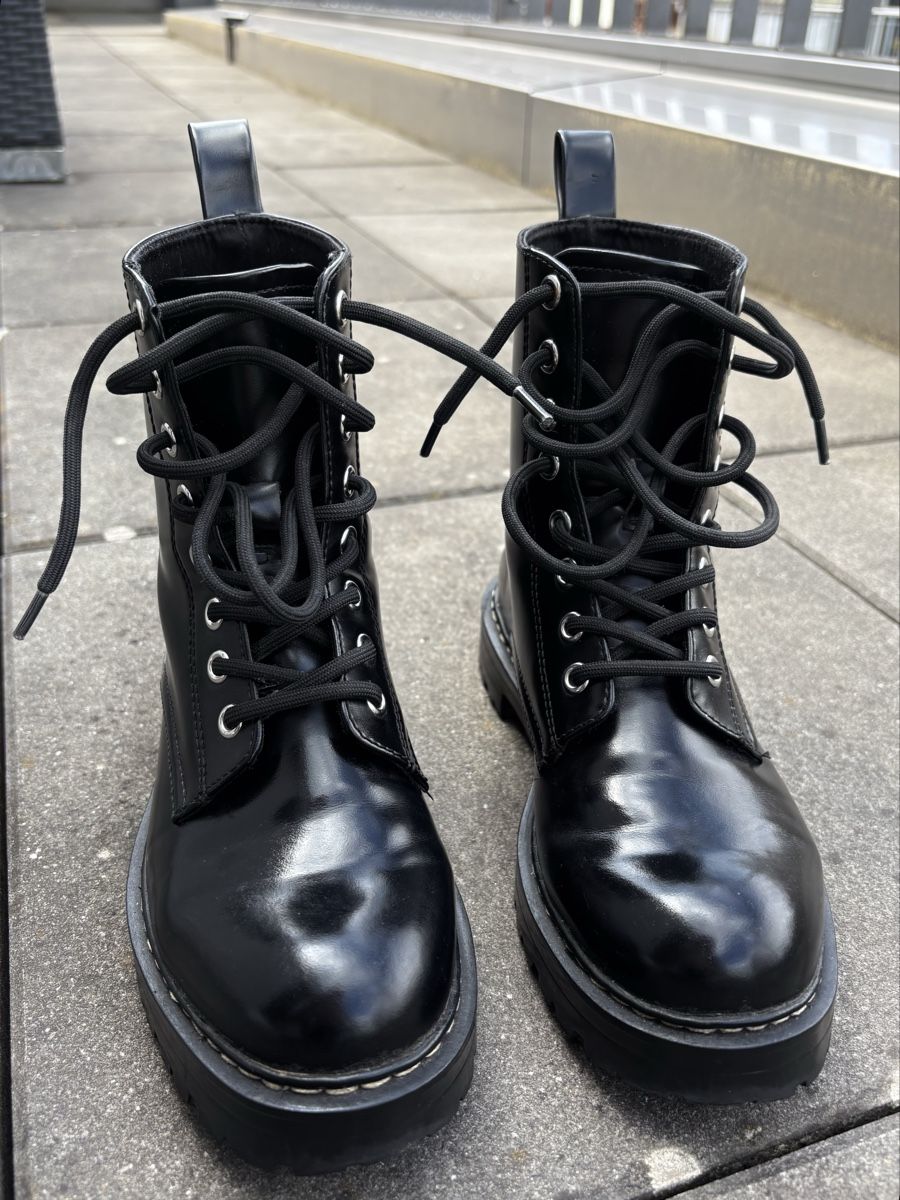 H&M Scarpe da donna: Damenschnürboots, Schwarz, Größe 36 – Usato da Luzern venduto da pis_m77g 1
