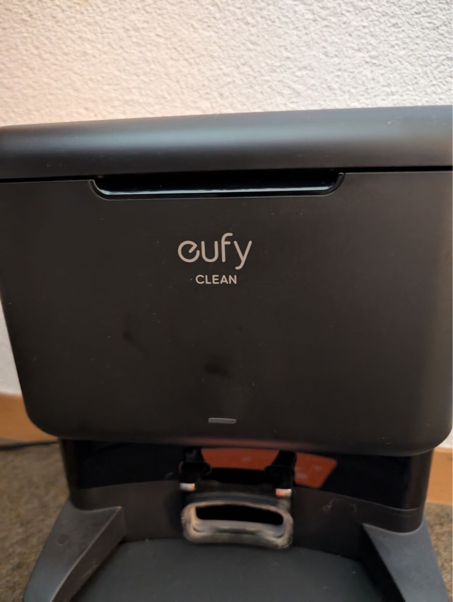 Eufy Aspirapolveri & Accessori: Eufy RoboVac 30C with Self-Emptying Station – Nuovo (secondo la descrizione) da Lindau venduto da Rongg 4