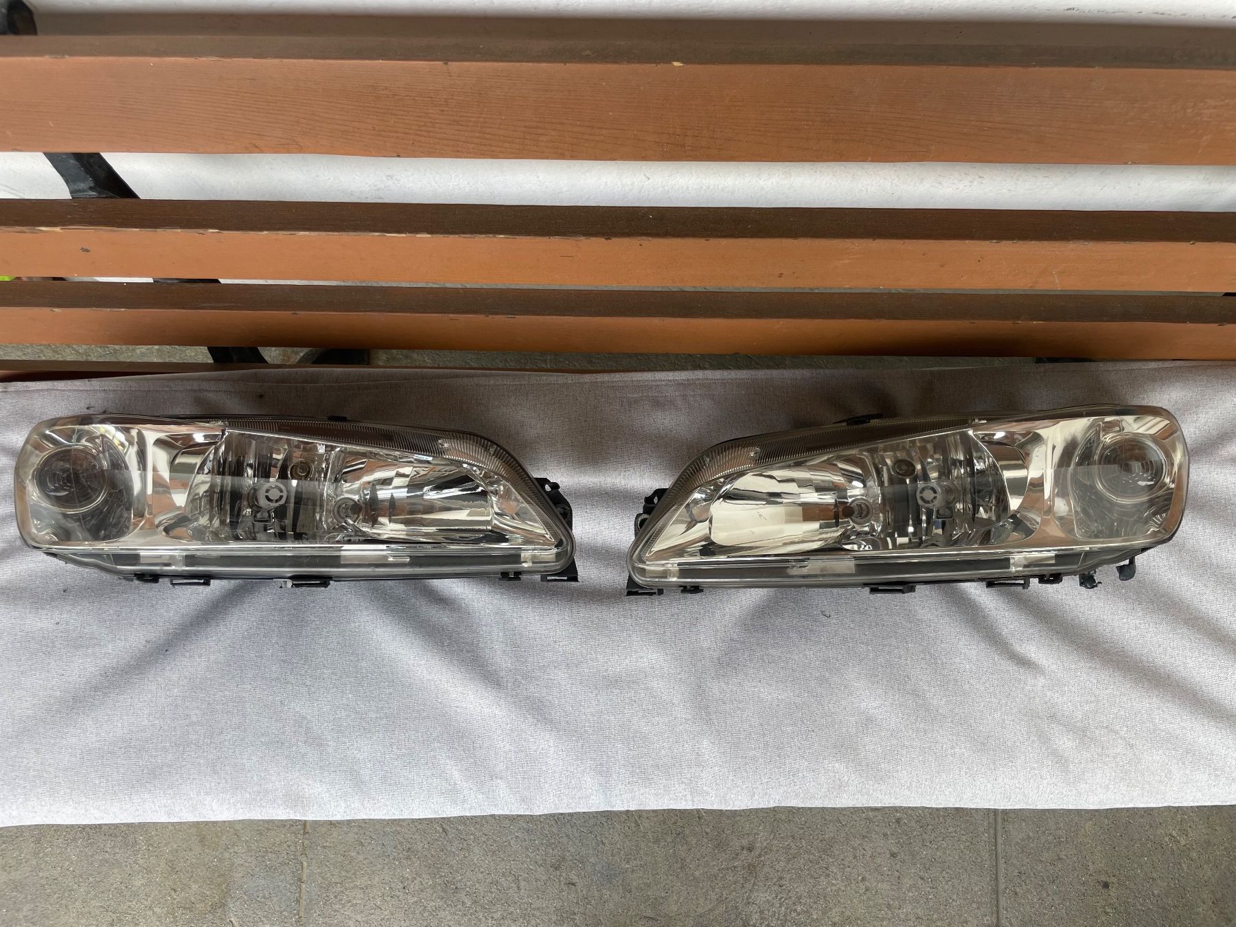 Peugeot Phares: Peugeot 306 Ph2 Scheinwerfer – D'occasion à Belp par Detailfreak