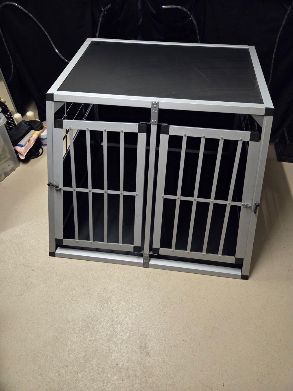 Cages, transport & sécurité: Hundebox – D'occasion à Zürich par Letty85