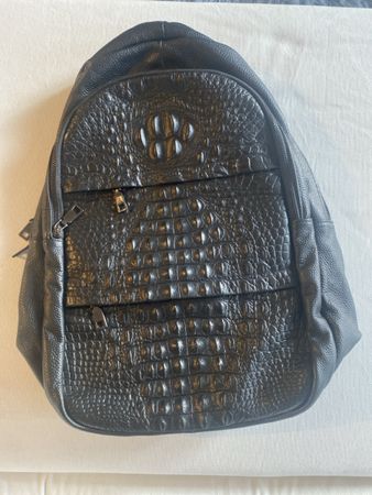 Echtlederrucksack in schwarzer Kroko-Optik, NEU!
