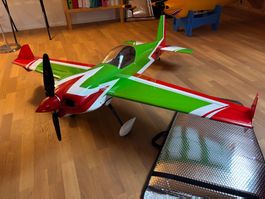 Extremeflight-Rc Cap 580 67" Grün/Rot RxR (Receiver Ready)