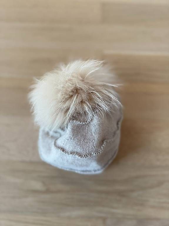 Chapeaux, bonnets & casquettes: Seeberger Mütze mit Bommel – D'occasion à St. Gallen par Sabrinaaa 3
