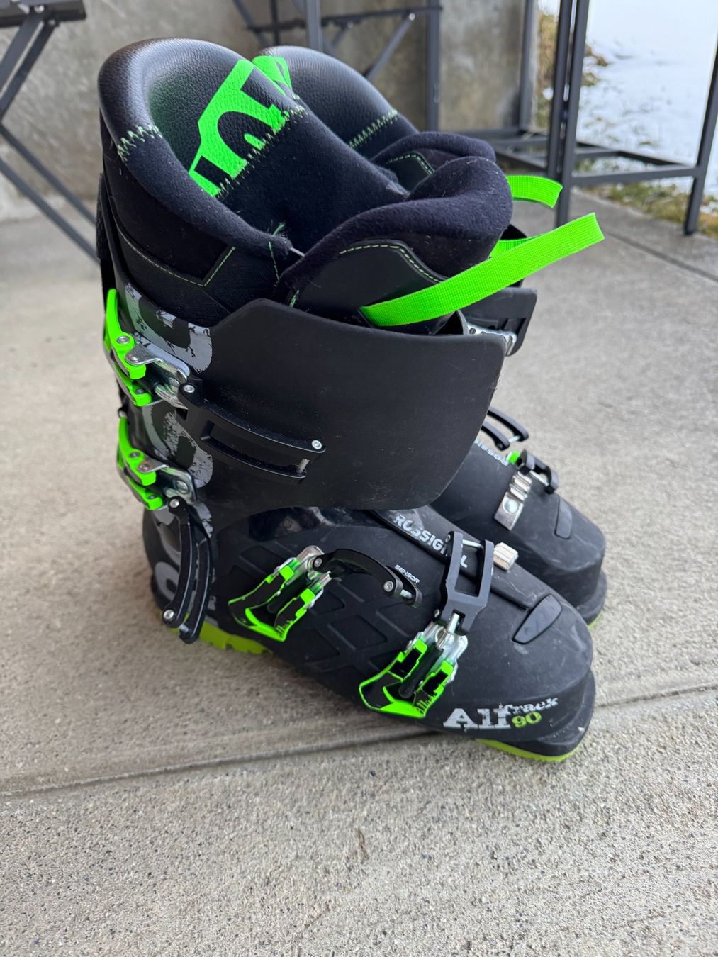 Rossignol Sci: Rossignol ski boots – Usato da Grund b. Gstaad venduto da ReLuxe