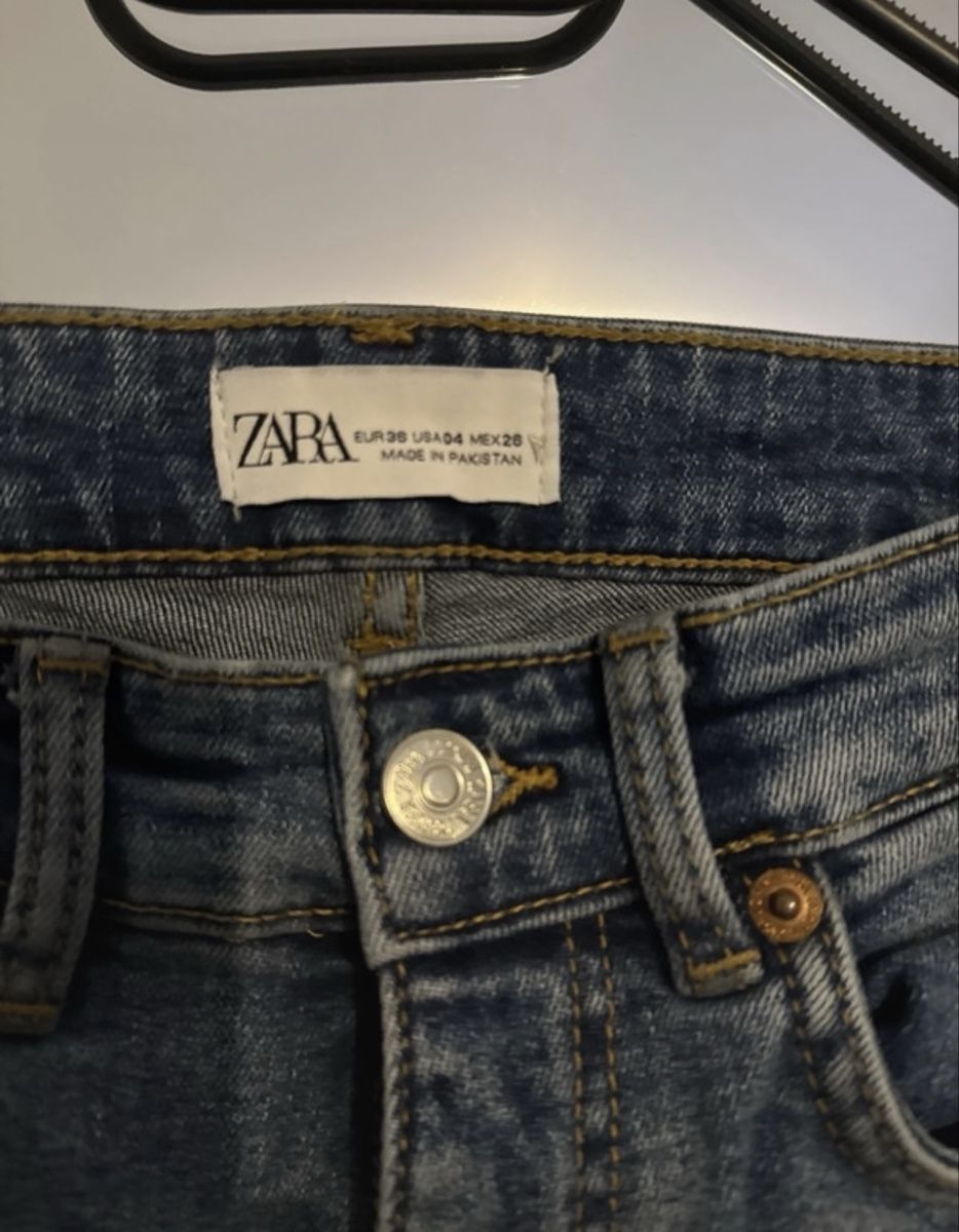 Zara Jeans: Jean Zara taille haute évasé T 36 – Usato da Estavayer-le-Lac venduto da Iness_oth 2