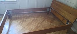 Holzbett Gestell ohne Lattenrost Massivholz guter Zustand