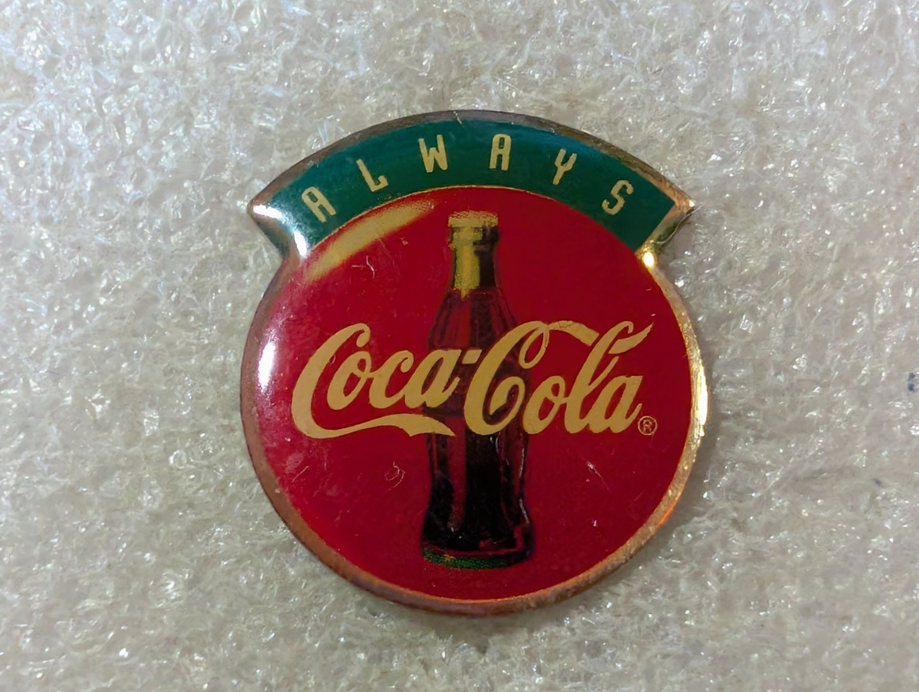 Plaquettes & Badges: Ansteckpin 18: Coca Cola – D'occasion à Oppligen par Pin-Fall-Shop