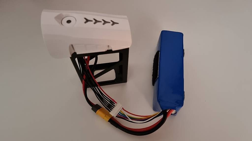 DJI Modellismo RC: DJI INSPIRE 6S LIPO ADAPTER – Usato da Unterengstringen venduto da Baldyman 2