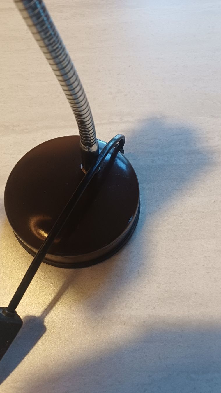 Lampade:  Schöne Spottlampe  – Usato da Flawil venduto da Naphtali 9