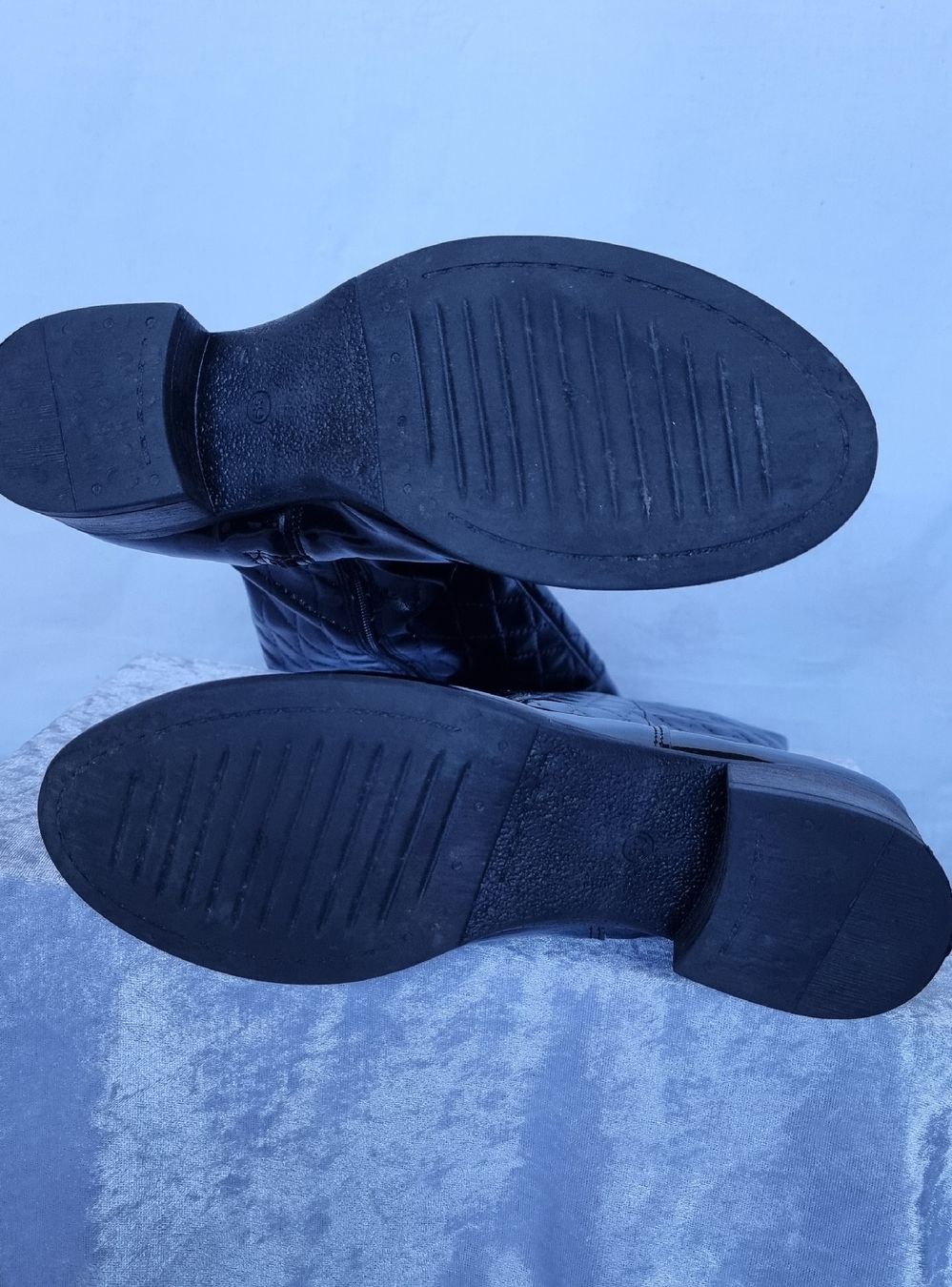Scarpe da donna: Damenstiefel-Lackierte – Nuovo (secondo la descrizione) da Pfäffikon SZ venduto da hrs_k2tn 3