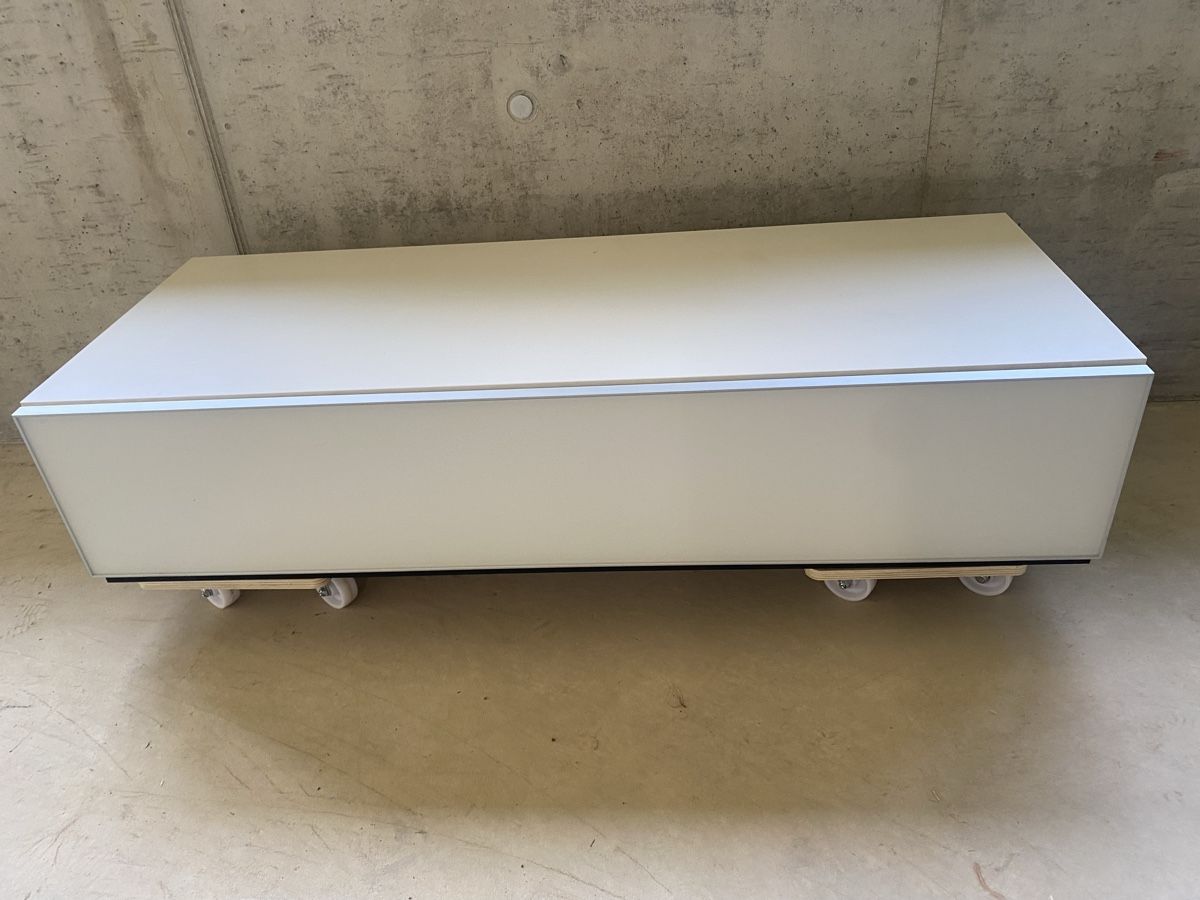 TV Möbel: Sideboard/ Fernsehmöbel 135x53x30cm – Gebraucht aus Seewen SZ von shaky01 3