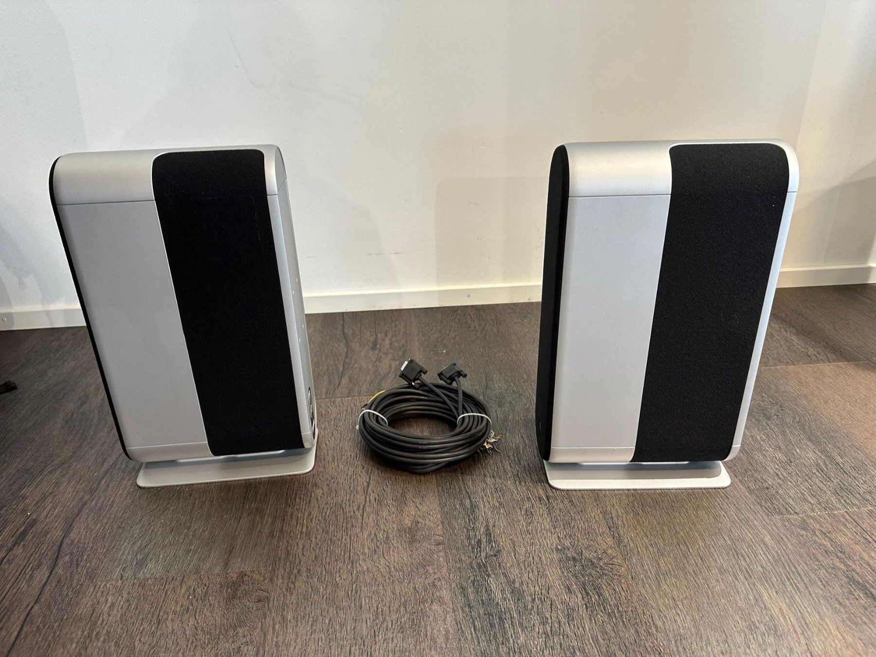 Kef Home Cinema: KEF FiveTwo 7 Silver – Usato da Appenzell venduto da 1xRichtig 1