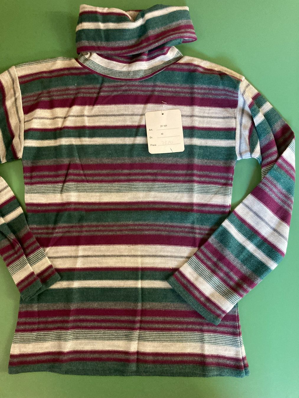 Pulls & Sweat-shirts: Damenpullover – Neuf avec emballage d'origine à Balsthal par dasesaro 1