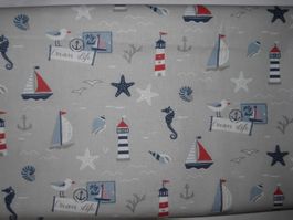 Baumwollstoff hellgrau mit Maritimen Motiven