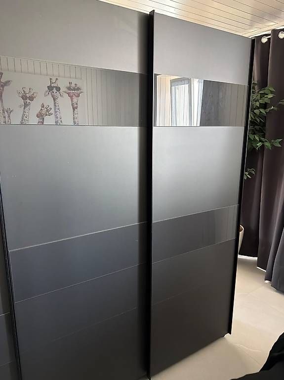 Armadi: Schrank – Usato da Heitenried venduto da Daniekilchoer