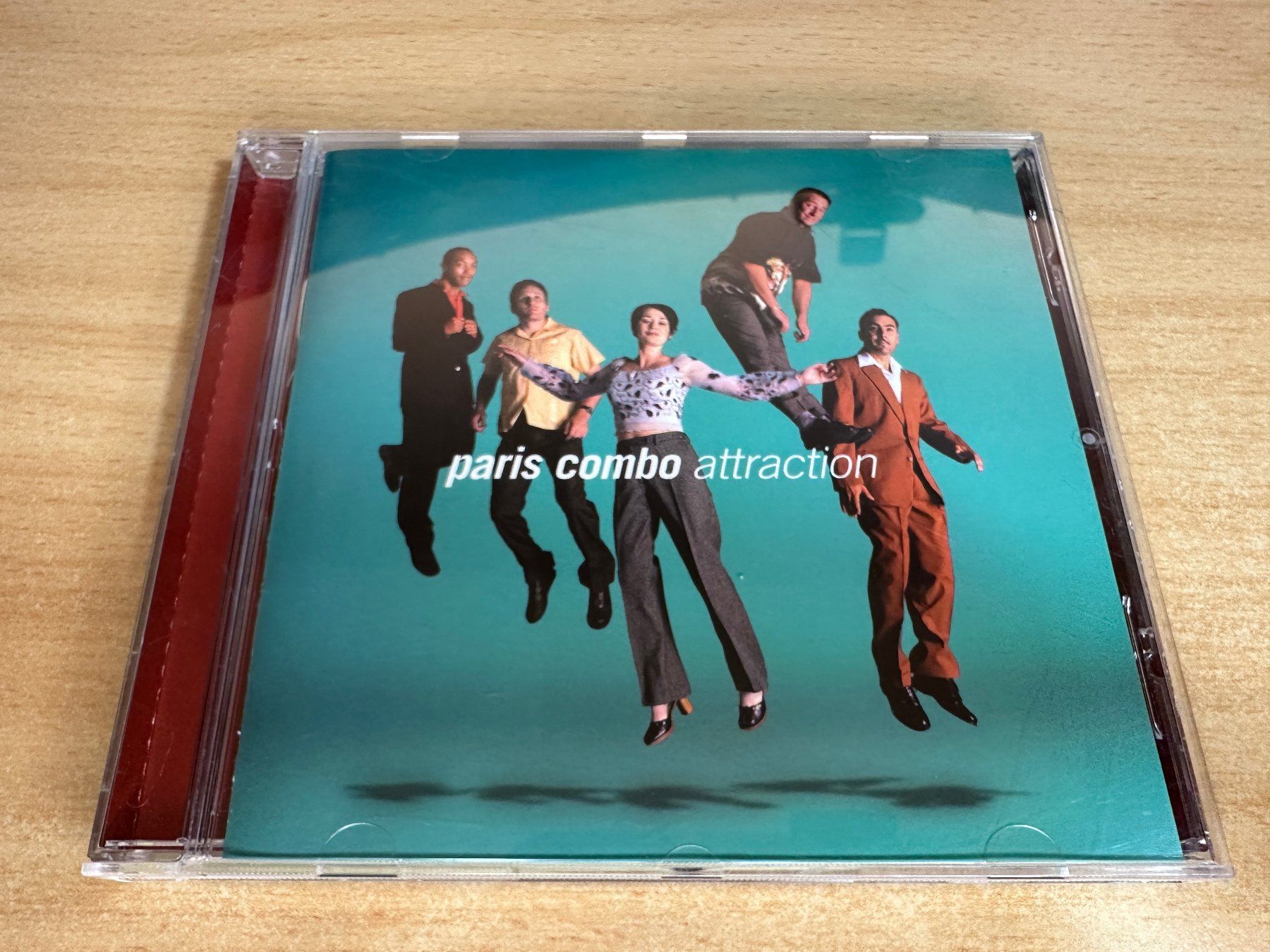 CD: B7 Paris Combo – Attraction – Usato da Rikon im Tösstal venduto da Alpenmutz