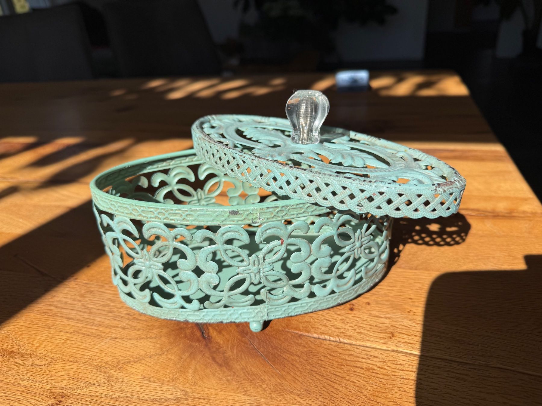 Toutes les décorations: Dose Metall oval mintfarben mit Deckel – D'occasion à Lyss par Nirak6 1