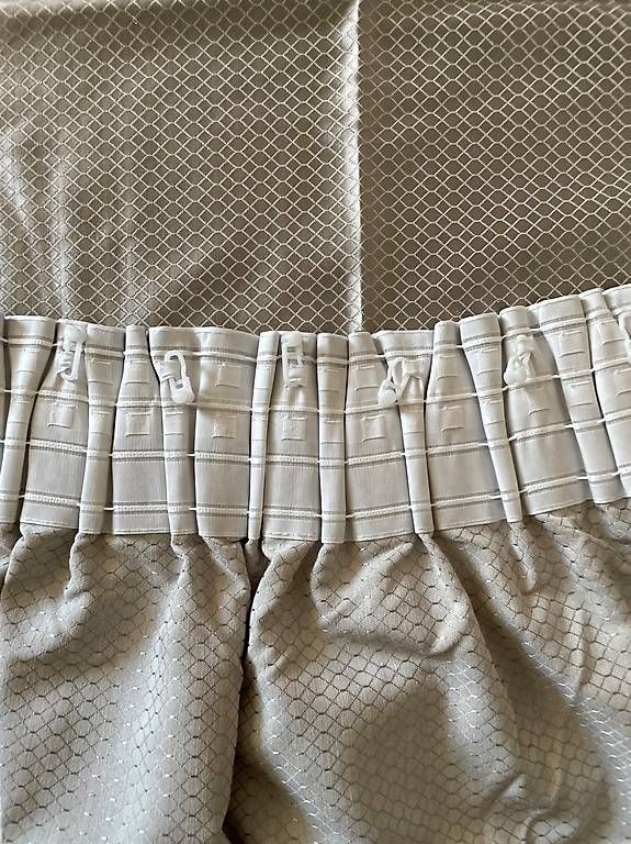 Vorhänge: Jolis rideaux, faits sur mesure – Gebraucht aus Borex von Lena_Mi 3