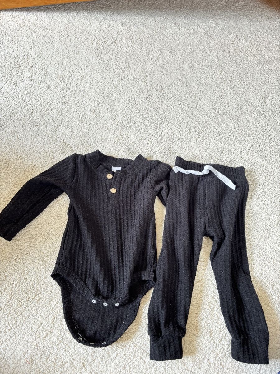 Lotti & Set di vestiti: Babykleidung – Usato da Pieterlen venduto da JK99 8