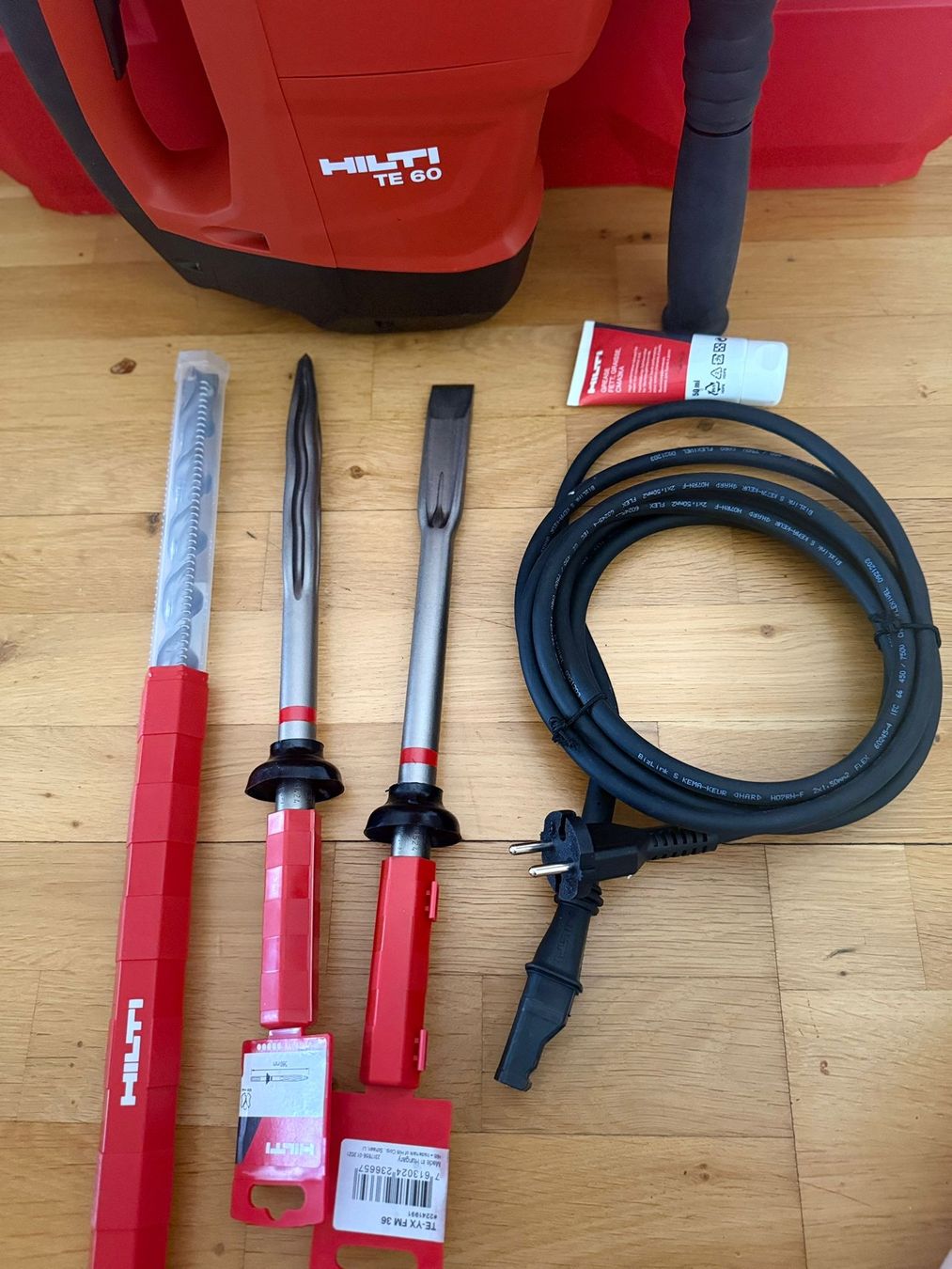 Hilti Trapani: Hilti Bohrhammer Te-60 – Nuovo e nell'imballaggio originale da Bendern venduto da Kasva-cars0571 4