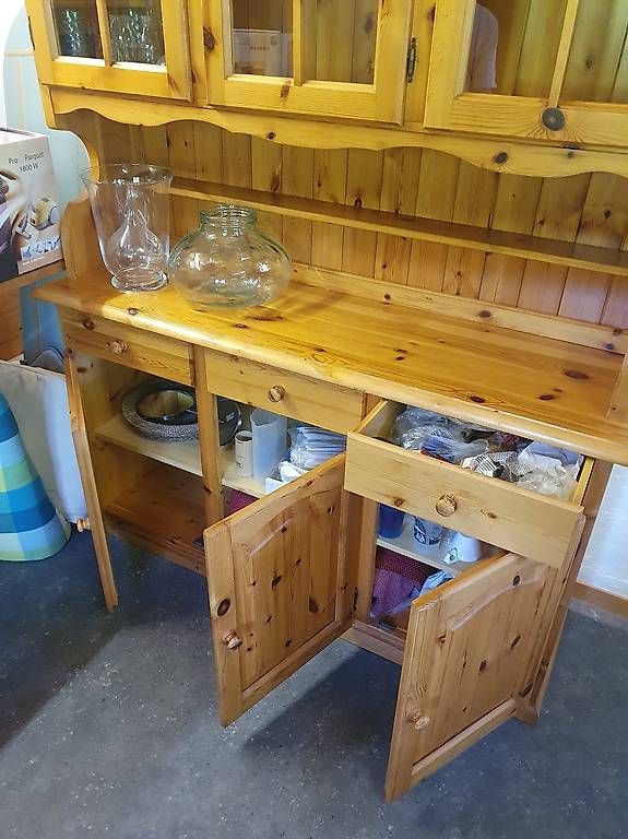 Büffets: massiver buffetschrank – Gebraucht aus Nidau von jul_6tpv 3