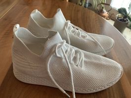 Sneakers Damen Weiss Grösse 39, guter Zustand