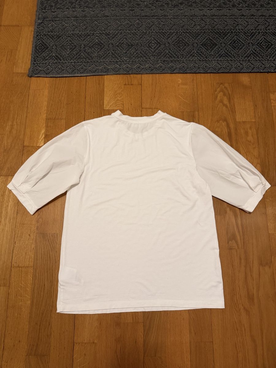Riani T-shirt: T-Shirt RIANI weiss Grösse 40. – Usato da Adliswil venduto da StephanieAnnina 3