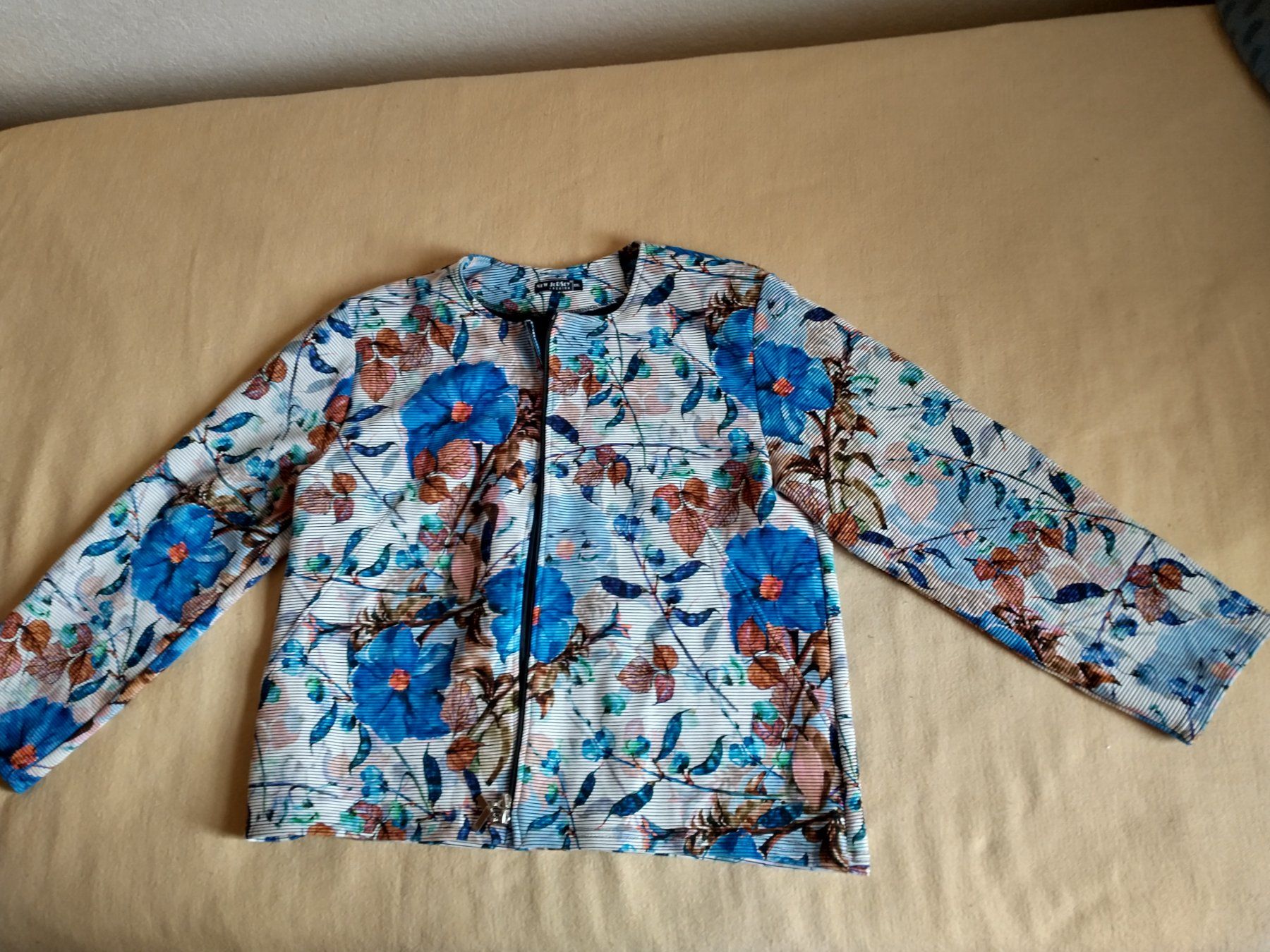 Giacche: Wunderschöne Sommerjacke Gr, XXL neu – Nuovo (secondo la descrizione) da Löhningen venduto da Chimae67 1